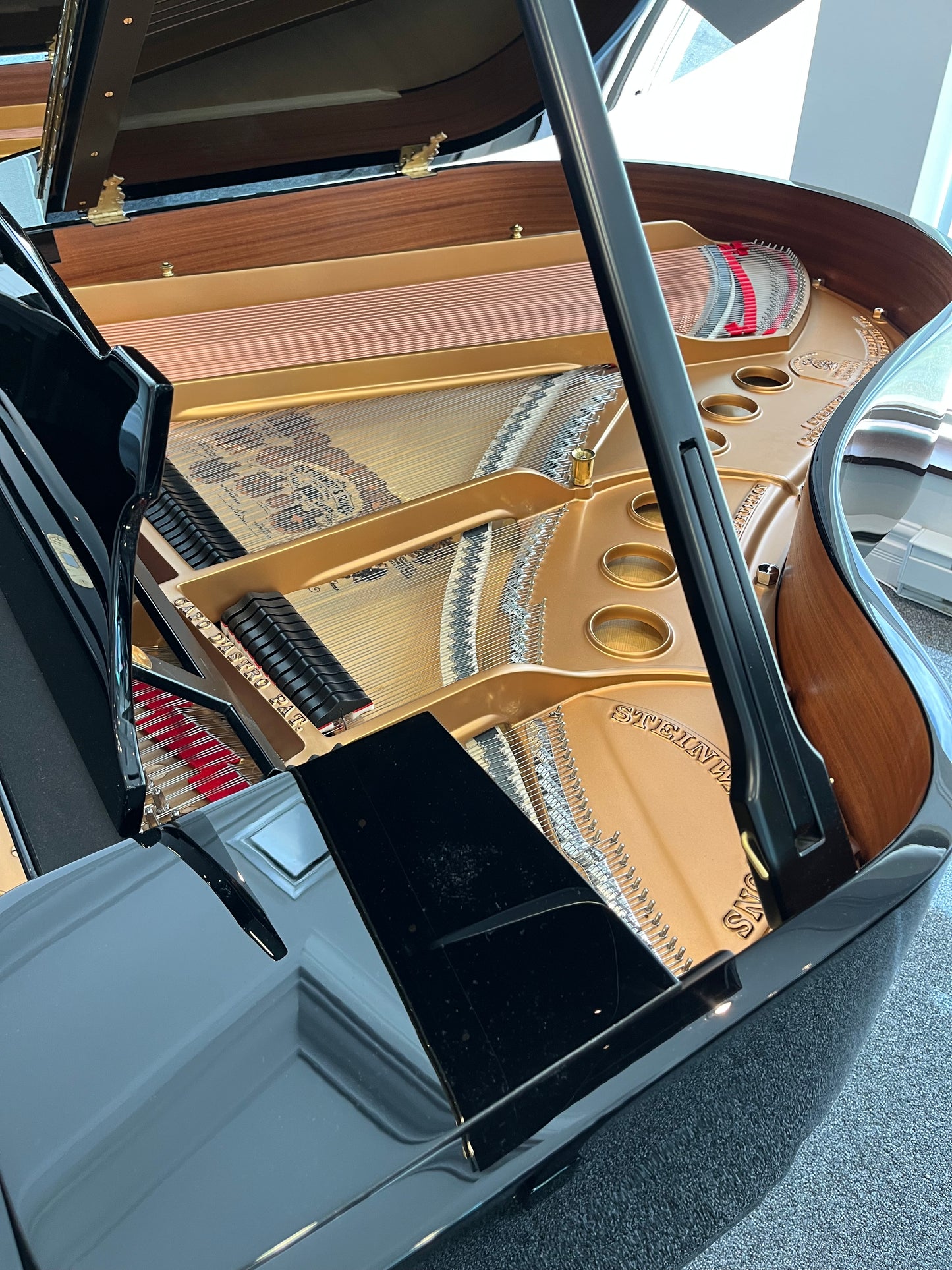 Steinway & Sons modèle M – NY (1923) noir poli