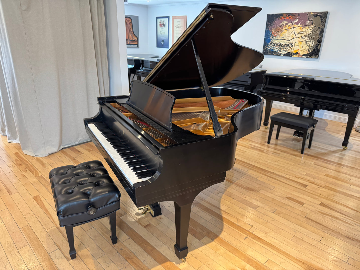 Steinway & Sons modèle L – NY (2004)