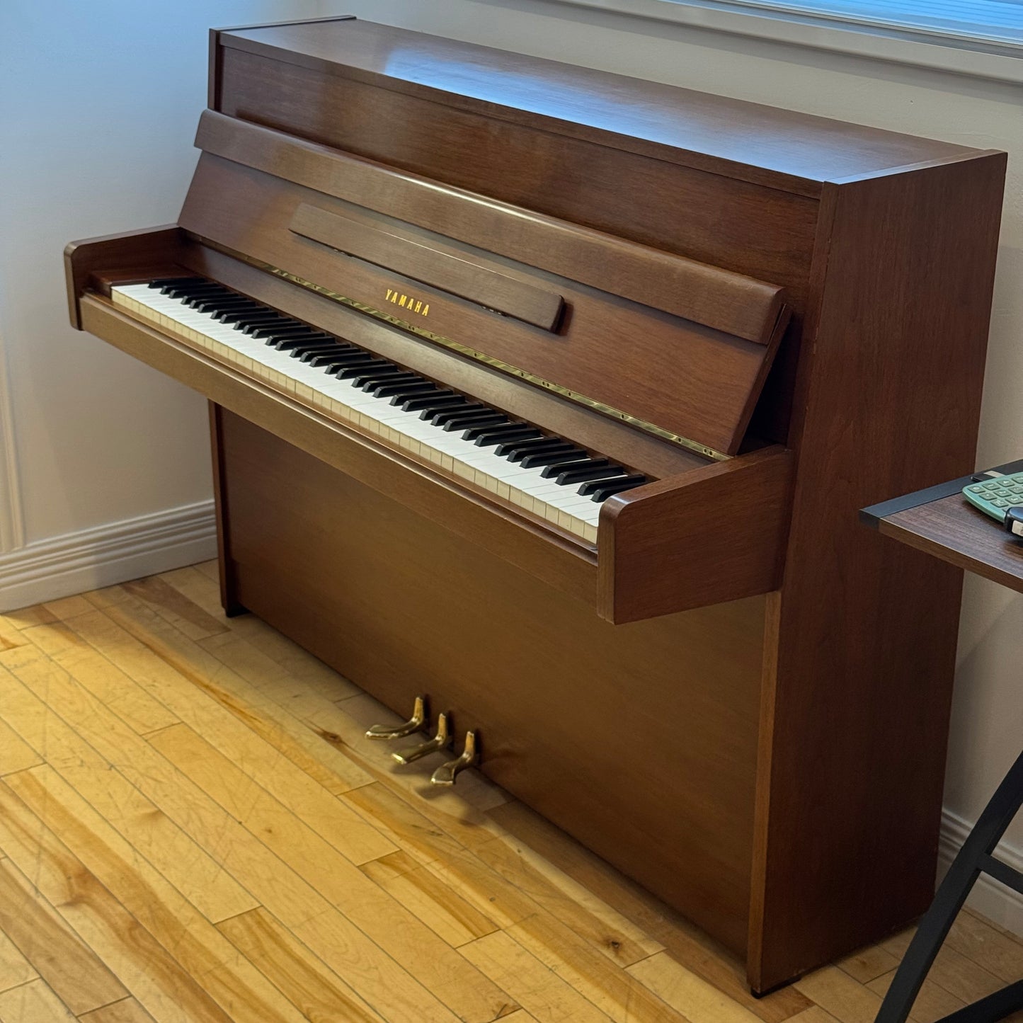 Yamaha droit modèle M1 (41")