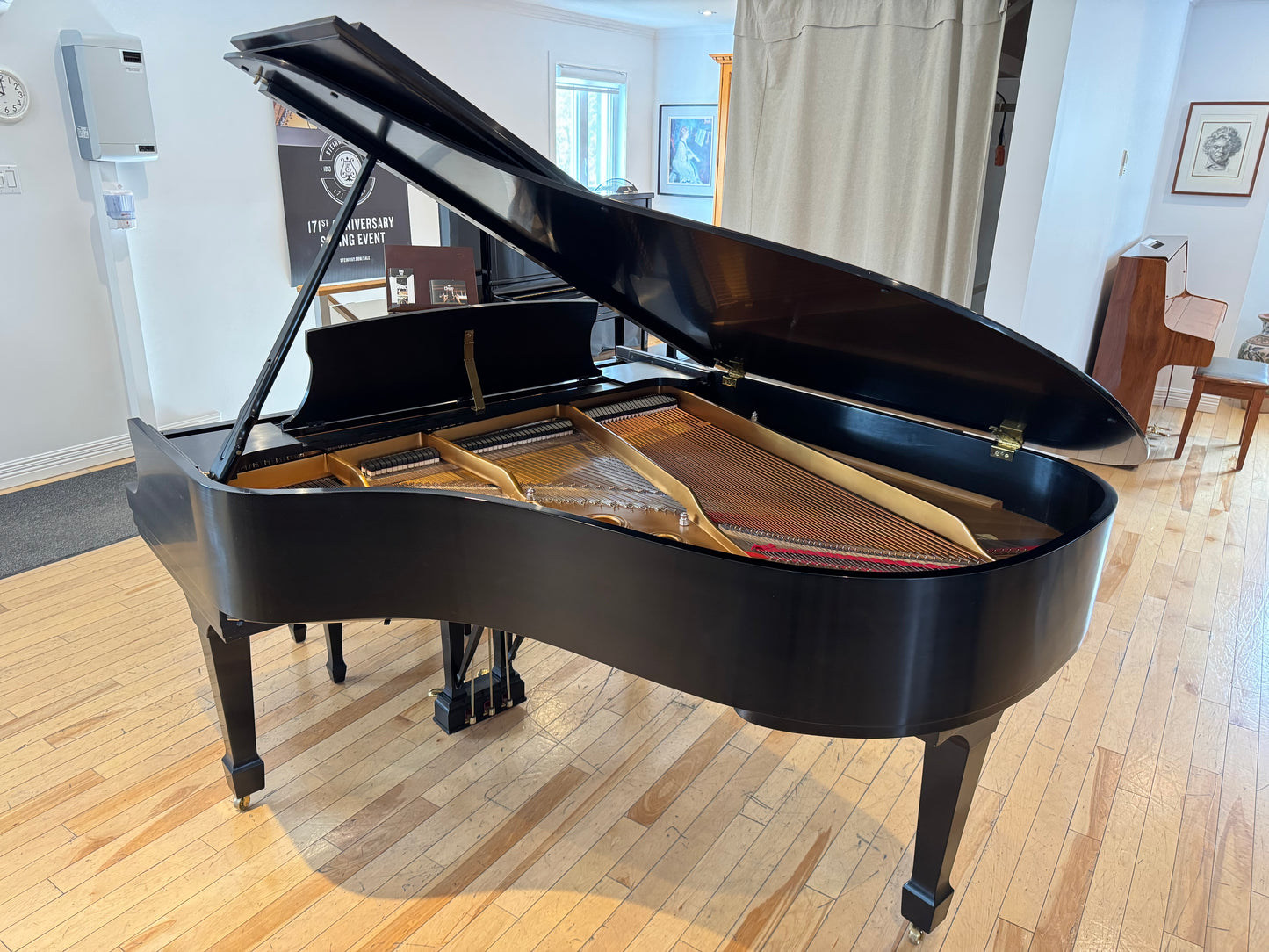 Steinway & Sons modèle L – NY (2004)
