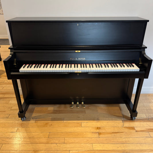 Pearl River Upright Piano – Model 115