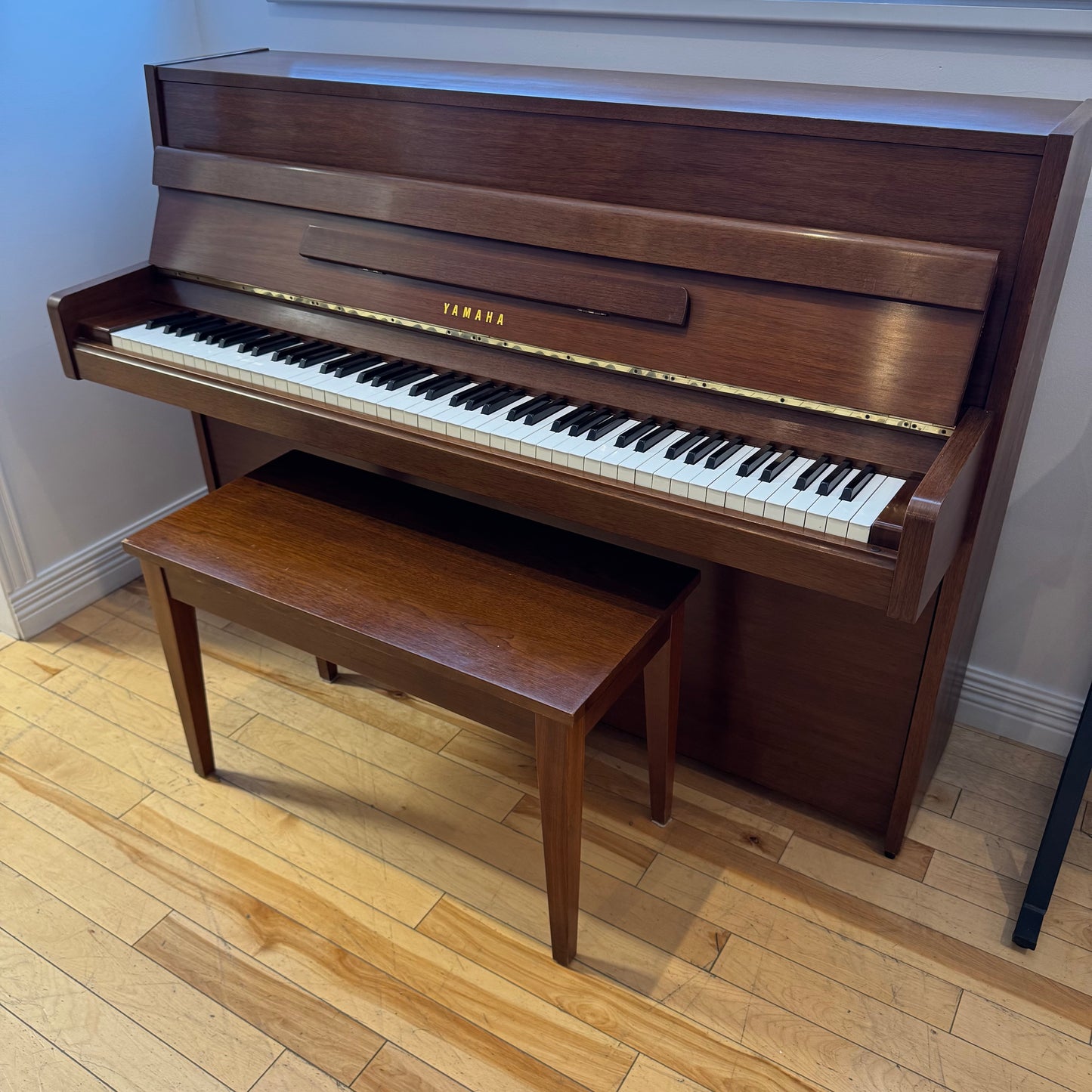 Yamaha droit modèle M1 (41")