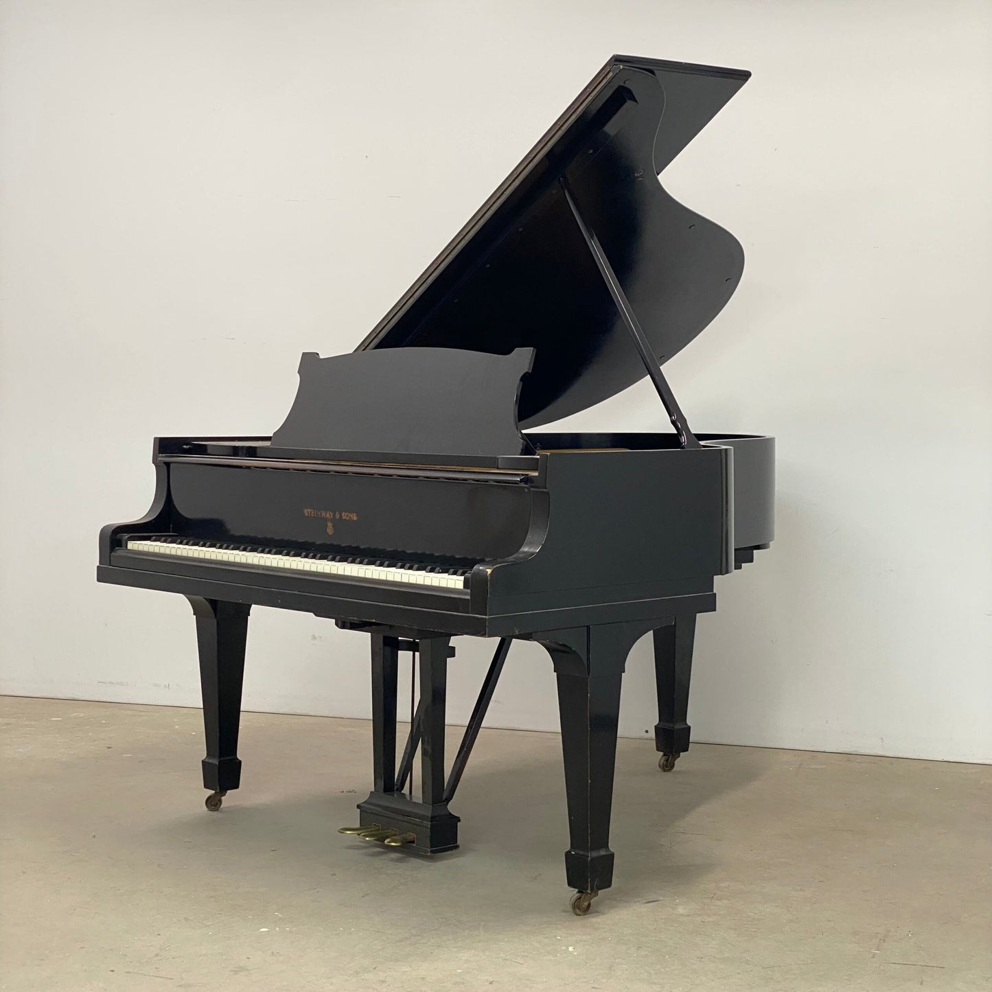 Steinway & Sons modèle M - Hambourg (1928) "Projet en cour"